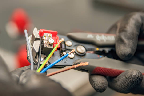 Best Emergency Electrical Repair  in Bryant, WA